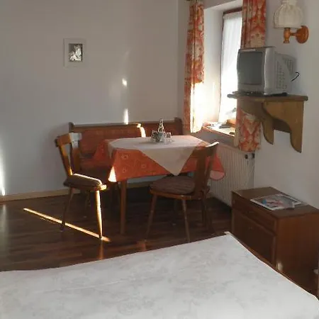 Guest house Gastehaus Schlagbauer Reit im Winkl